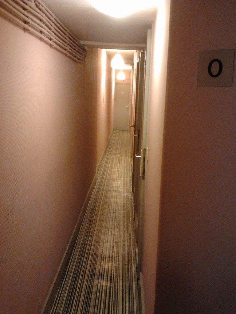 Hostel Louise 伊克塞尔 外观 照片
